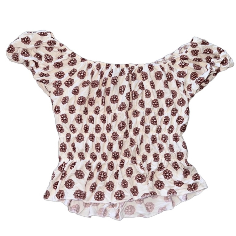 RUFFLE SHORT SLEEVE BLOUSE